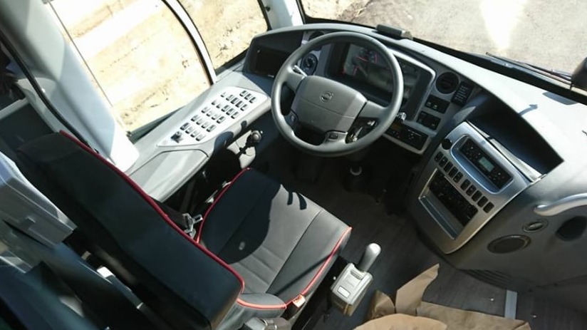 Volvo Irizar I6 55 más conductor más guía